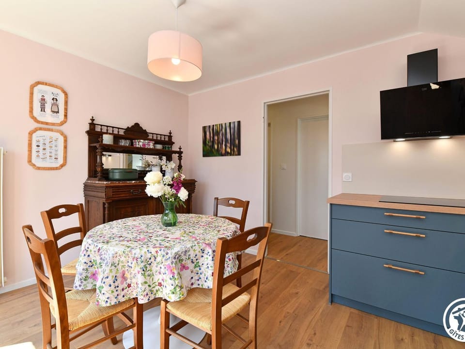 Charmant gîte, balcon-terrasse calme - FR-1-744-59 Apartment in Grand Est
