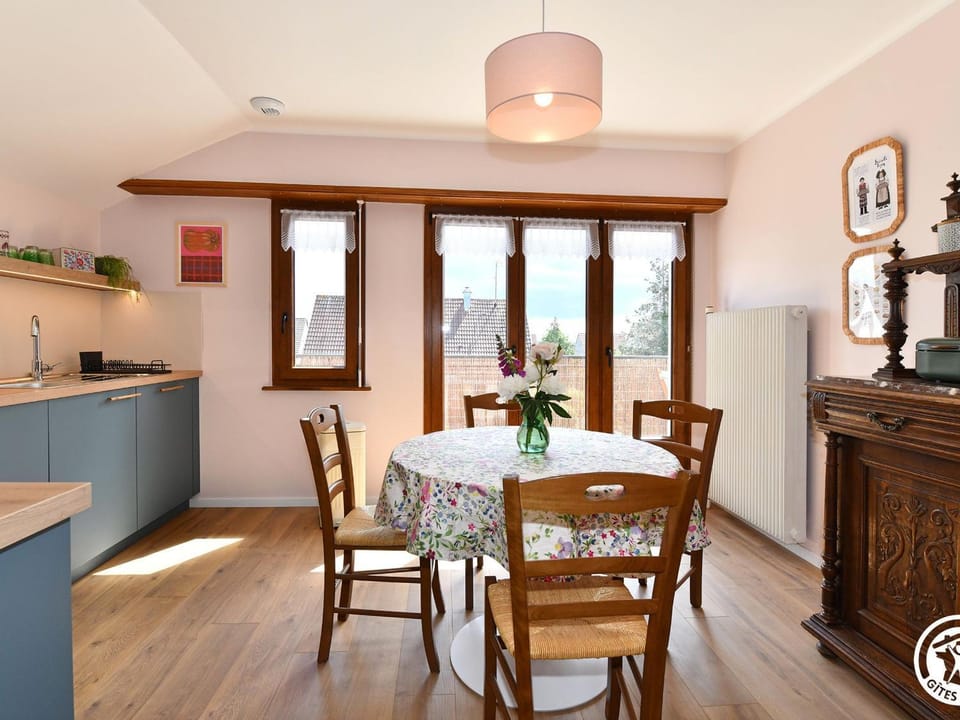 Charmant gîte, balcon-terrasse calme - FR-1-744-59 Apartment in Grand Est