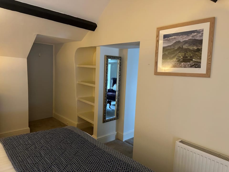 Tafarn Penllan White Horse Hotel in Bro Garmon