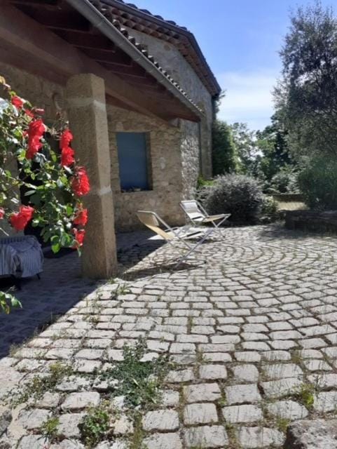 Maison en pierre House in Provence