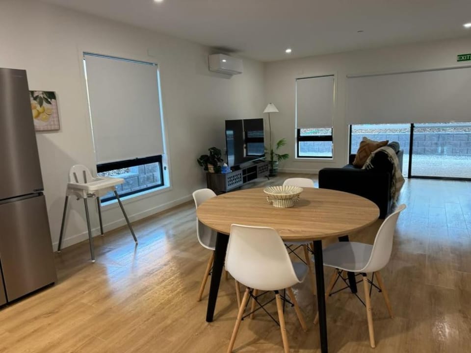 3BR Haven in Stony Rise House in Devonport