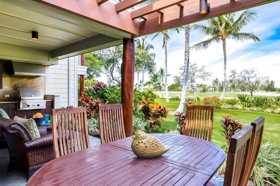 Sunny 5BR for 14 at Waikoloa in 2 Villas! House in Puako