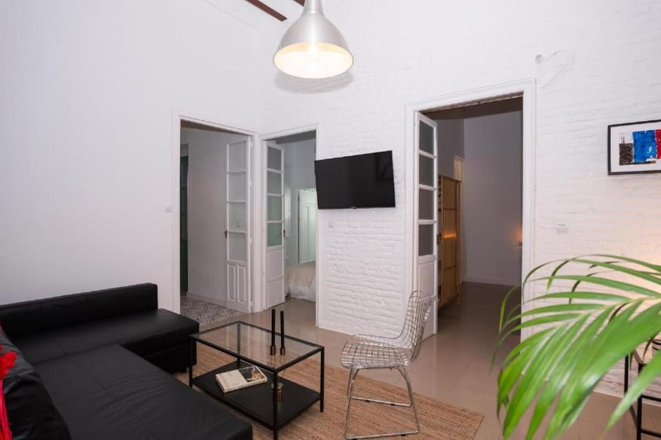 Dos de Mayo Apartments, Near the Cathedral and Giralda Apartment in Seville