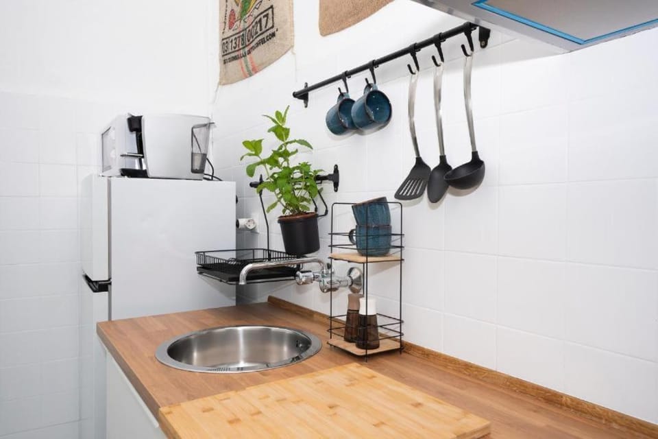 Dos de Mayo Apartments, Near the Cathedral and Giralda Apartment in Seville
