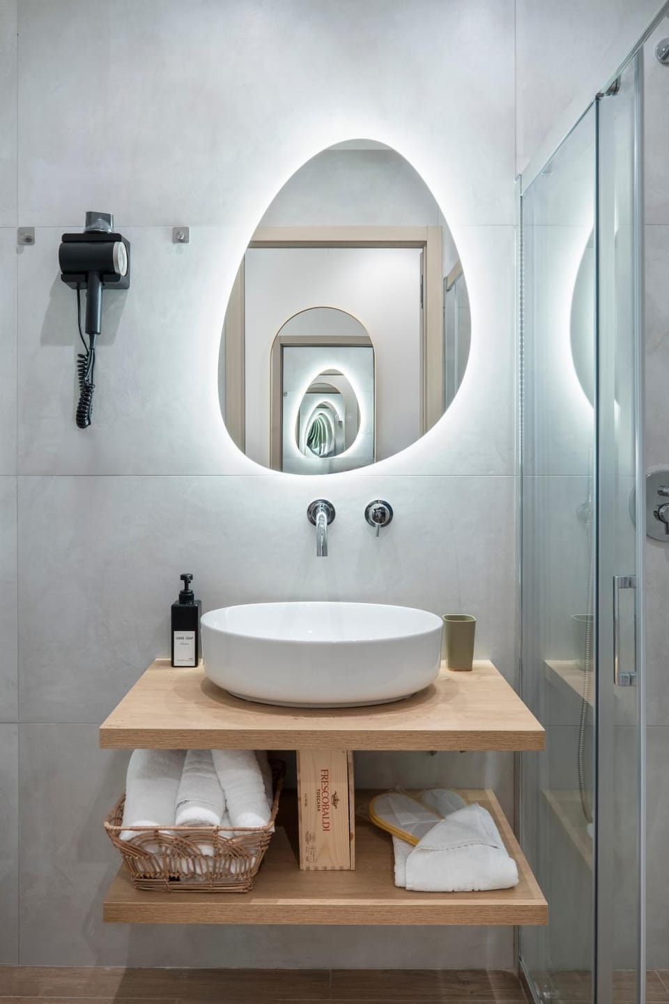 Giusi Rooms - Piazza Vittorio Guesthouse Bed and Breakfast in Rome