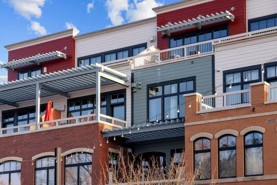 Apres Chic at Howelson Place House in Steamboat Springs