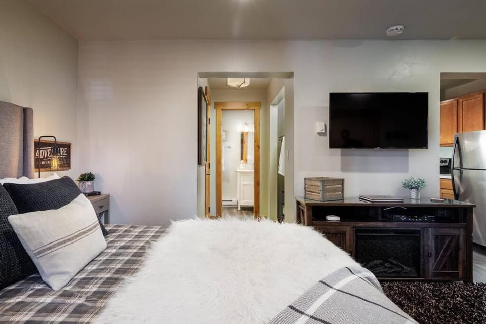 Hillside Haven House in Steamboat Springs