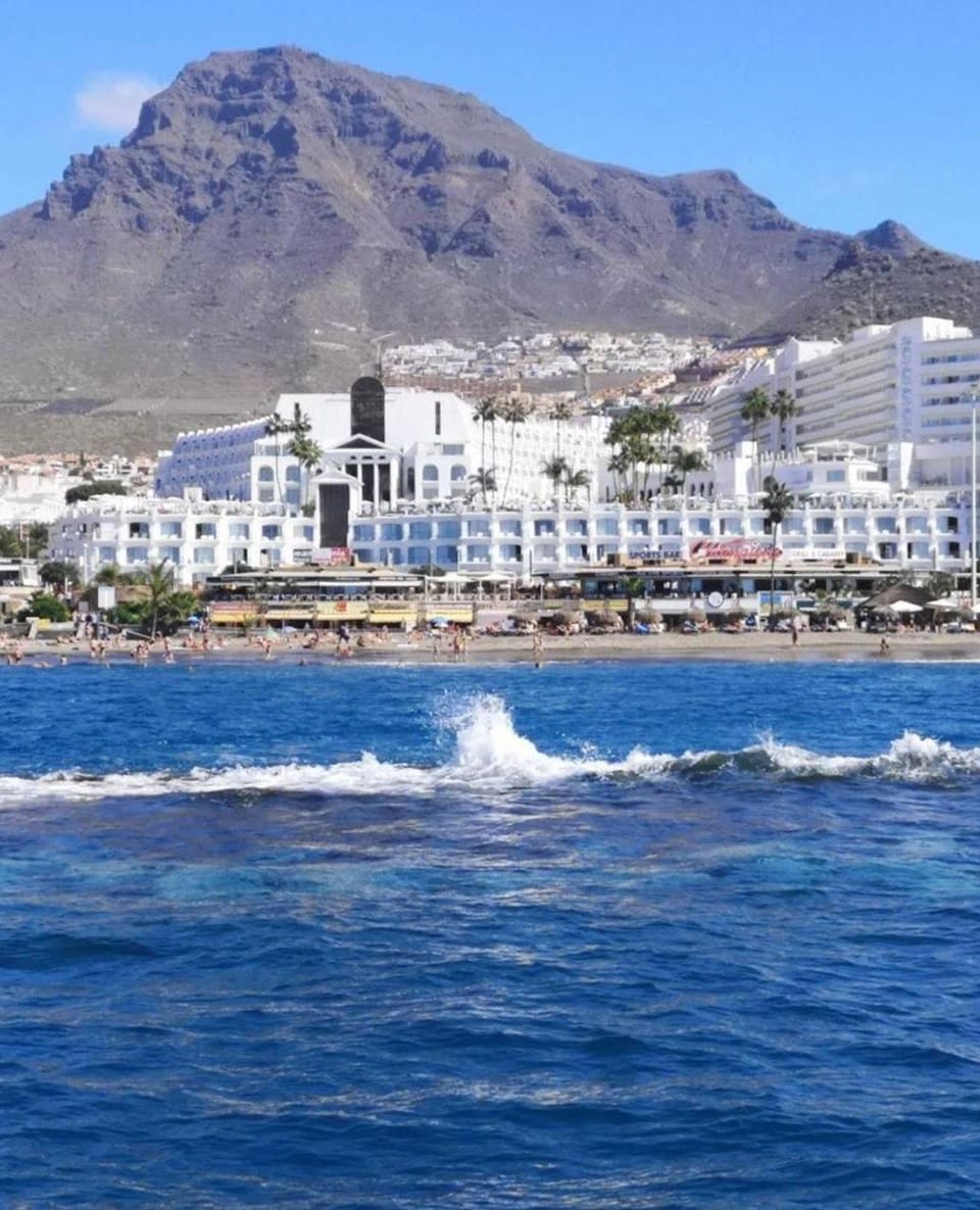 INCREDIBLE PENTHOUSE with OCEAN VIEWS Apartment in Costa Adeje