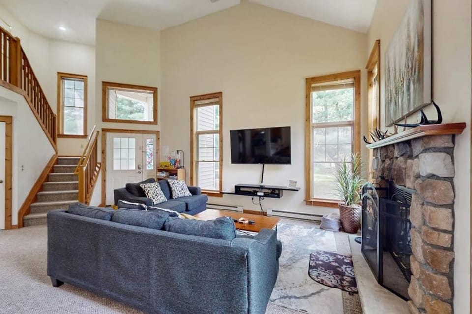 Pocono Perch House in Pocono Mountains