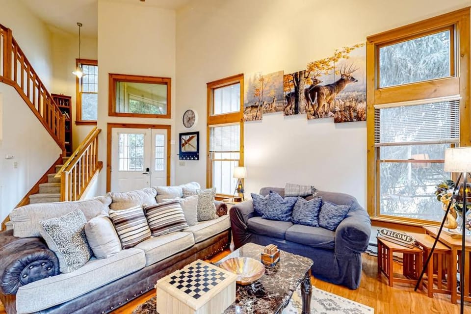 The Summit House in Pocono Mountains