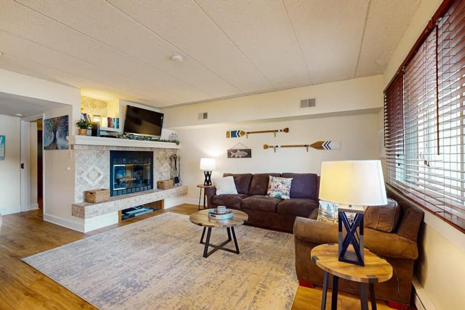 Midlake Memories House in Big Boulder Lake