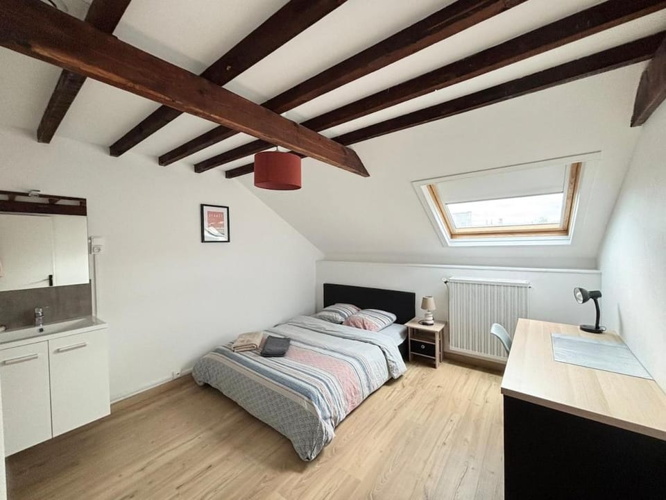 Appartement 6 chambres 12 personnes Apartment in Reims