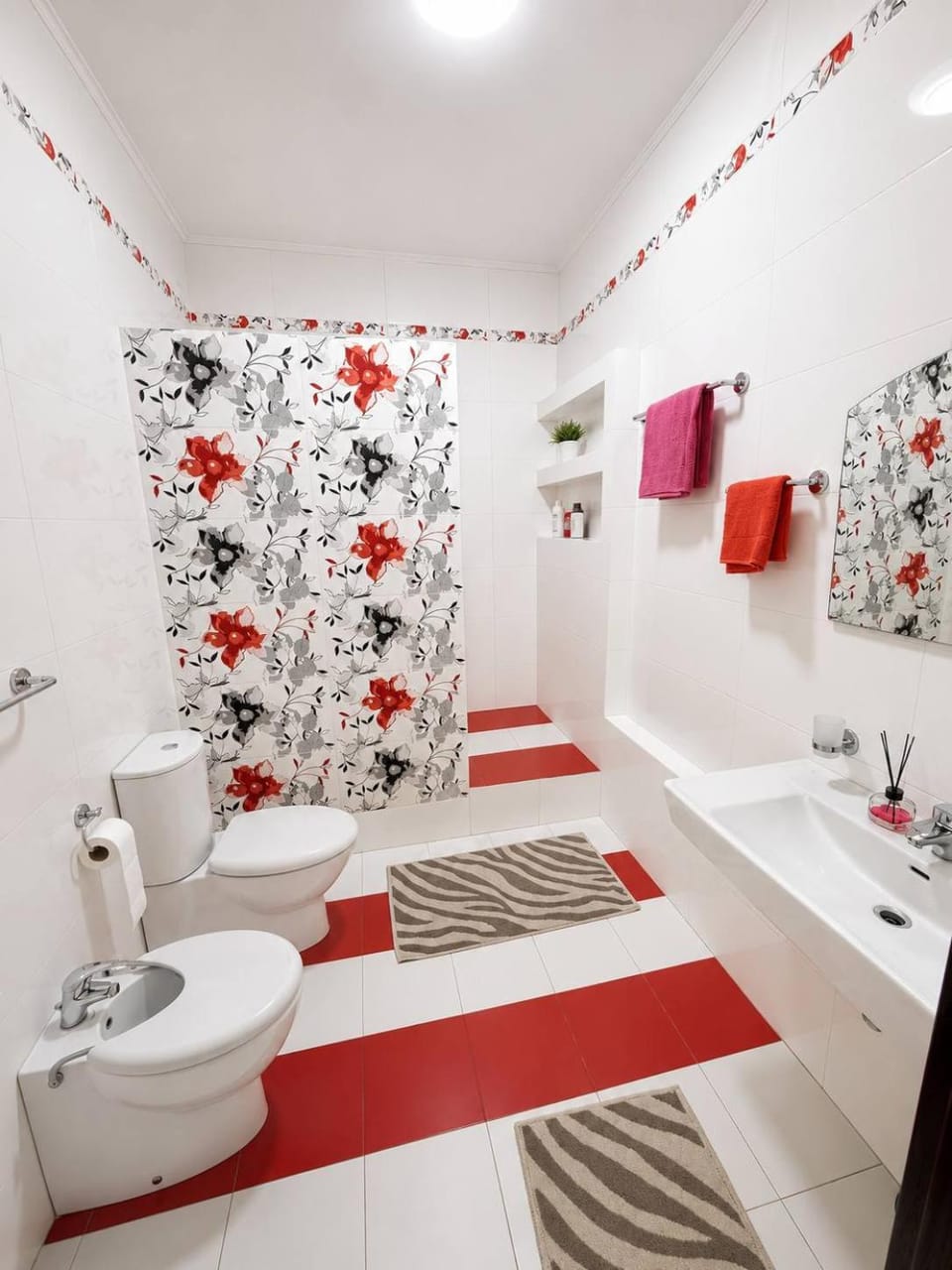 Shower, Toilet, bidet