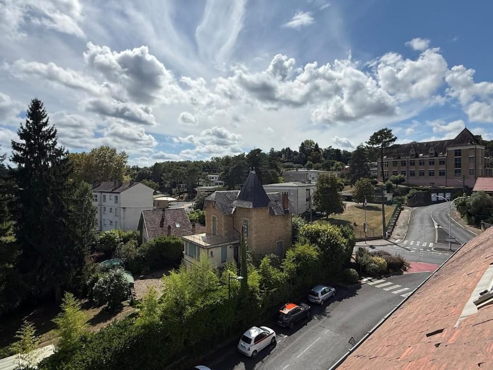 Rossignol Sous Les Toits Apartment in Nouvelle-Aquitaine