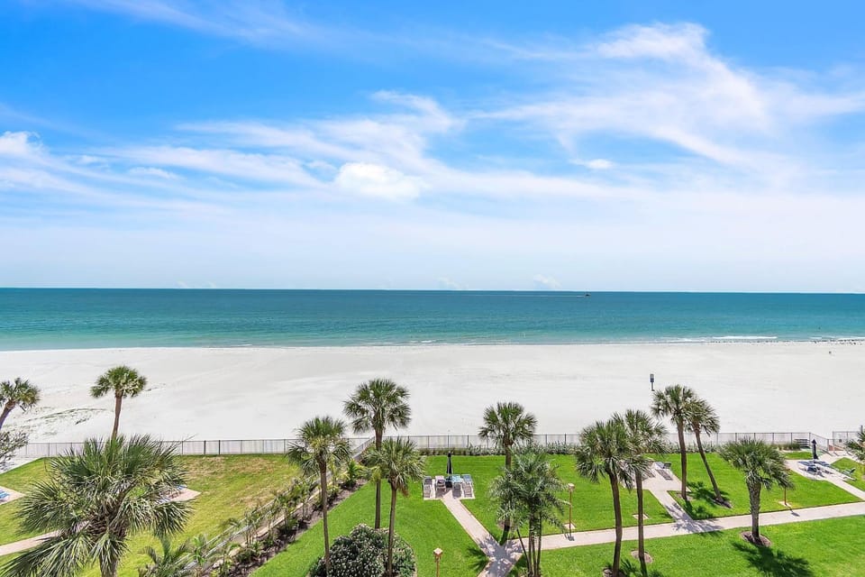 Redington Towers 5D House in Redington Shores