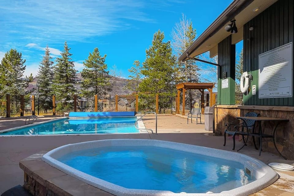 Rocky Mountain Sanctuary House in Steamboat Springs