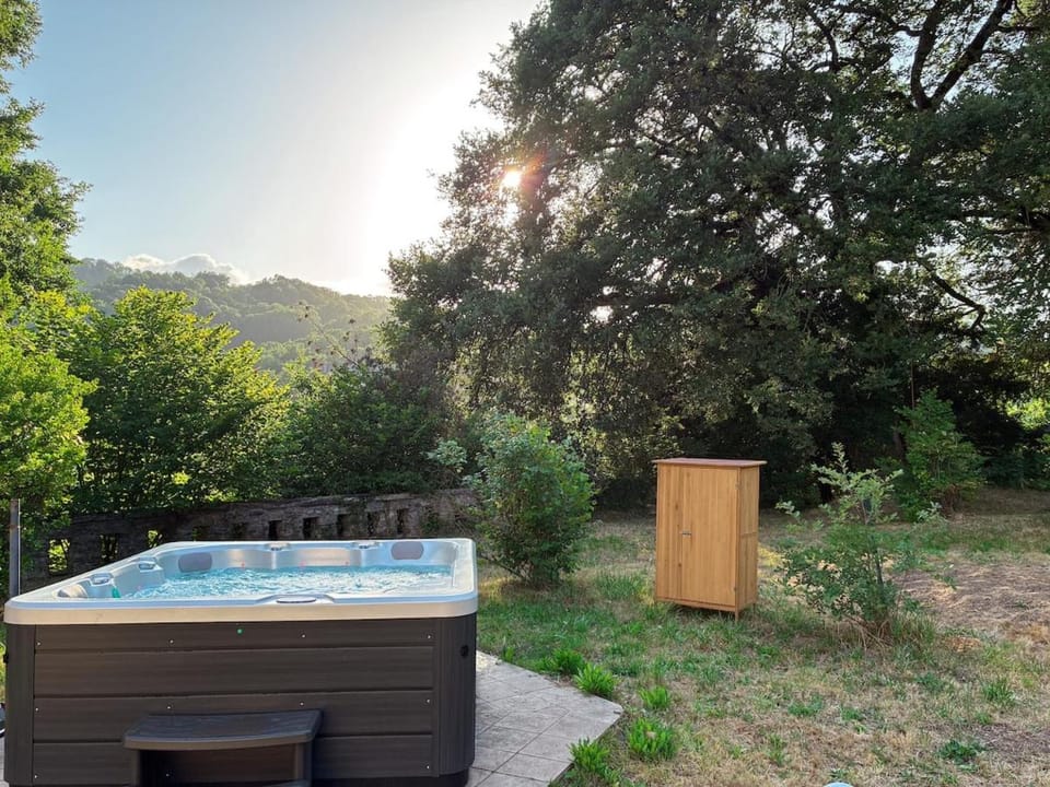 La Villa Maria à Lugagnan Apartment in Lourdes