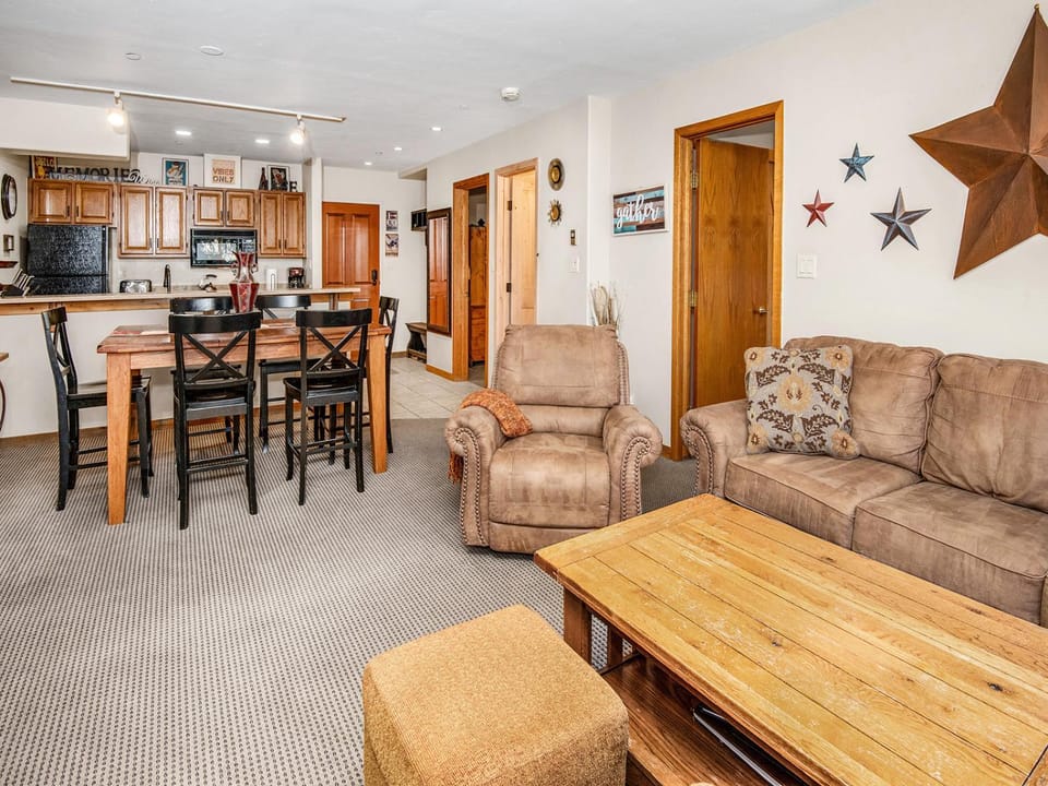 Townsend Place 205 Apartment in Beaver Creek