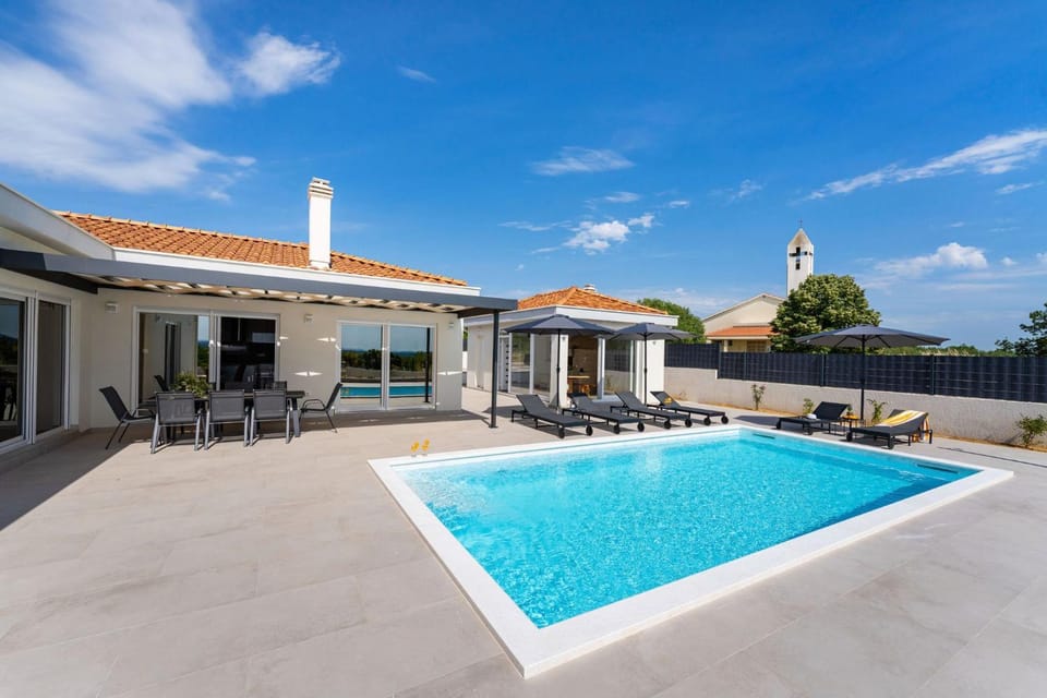 Villa Selmeni Villa in Zadar County