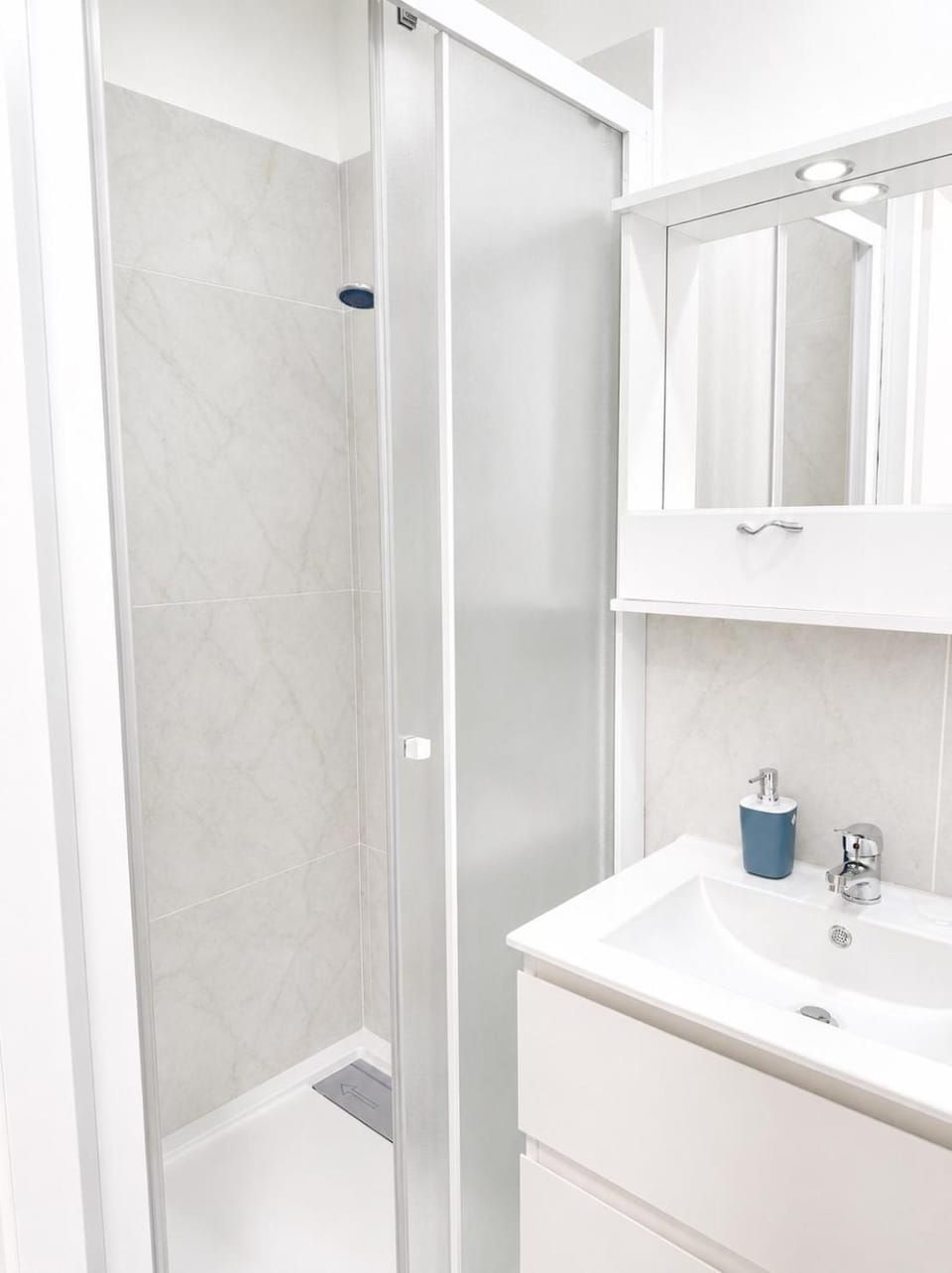 Shower, Bathroom