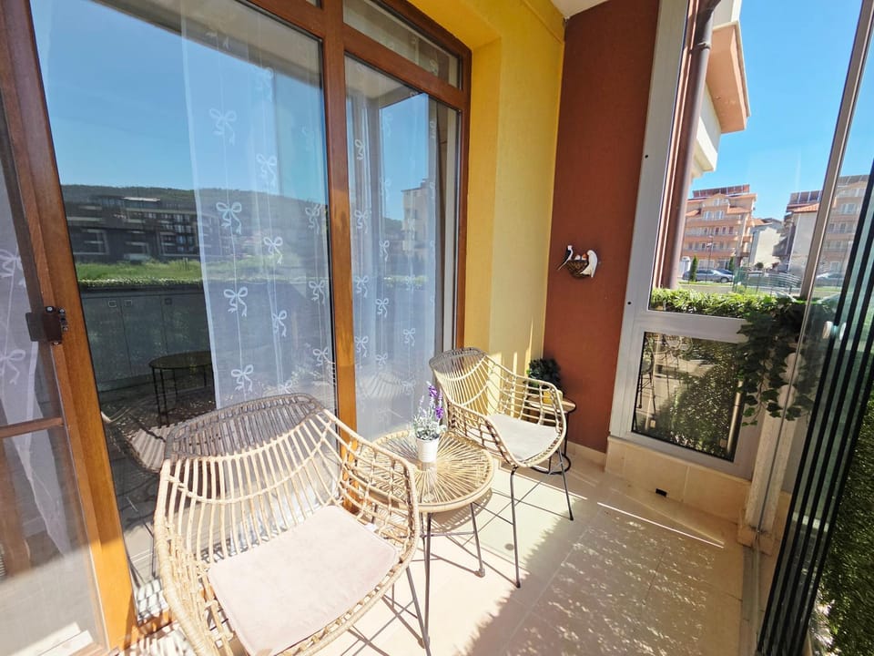 Siyana Obzor Apartment in Burgas Province