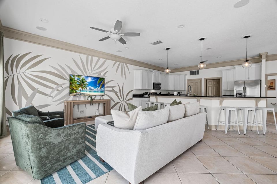 Luxury Beach House - Pool Movie Theater House in Jacksonville Beach
