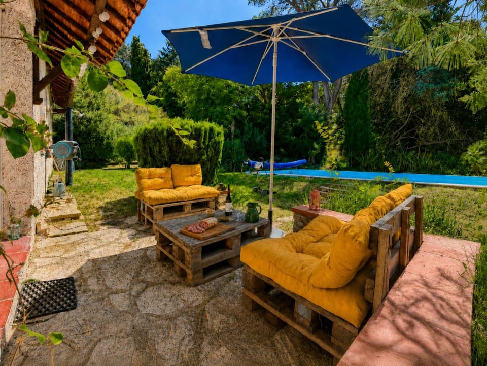 Patio, Spring, Day, Natural landscape, Garden, Dining area, Garden view, Pool view, Swimming pool