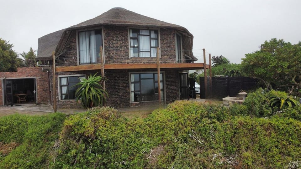 Property building, Garden view