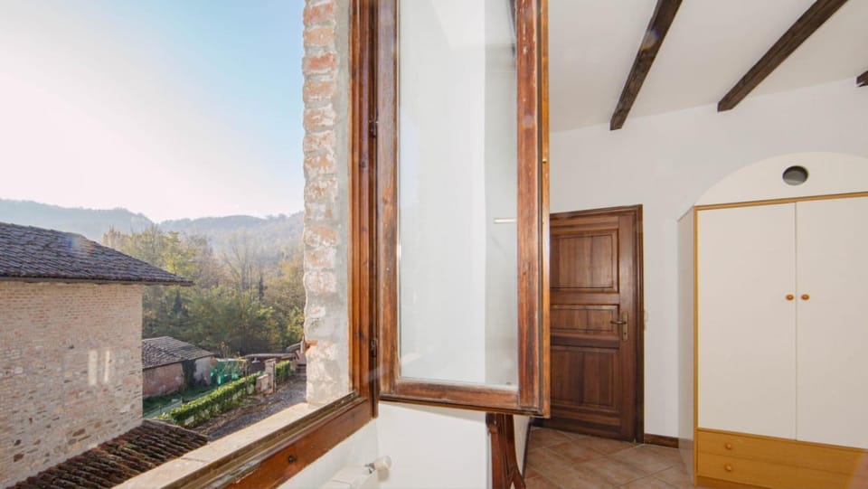ERmETE Apartment in Lombardy