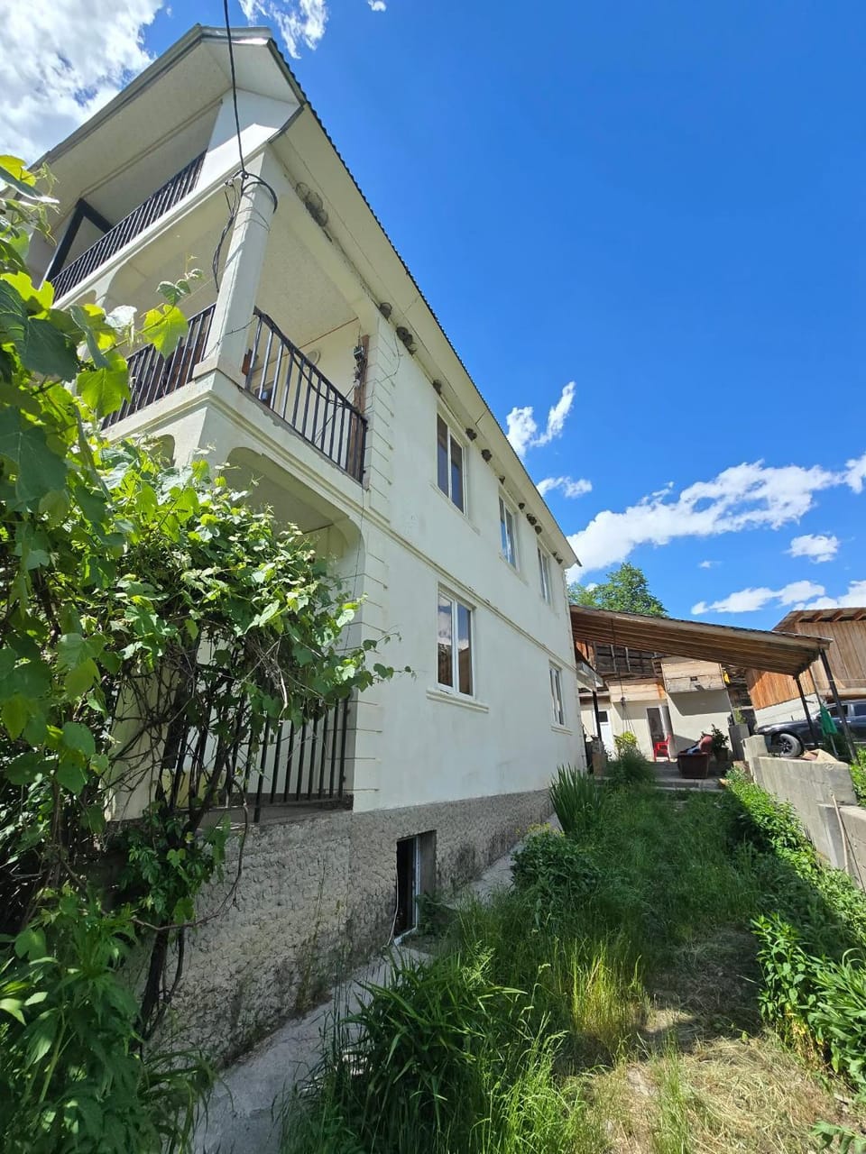 Property building, Spring, Day