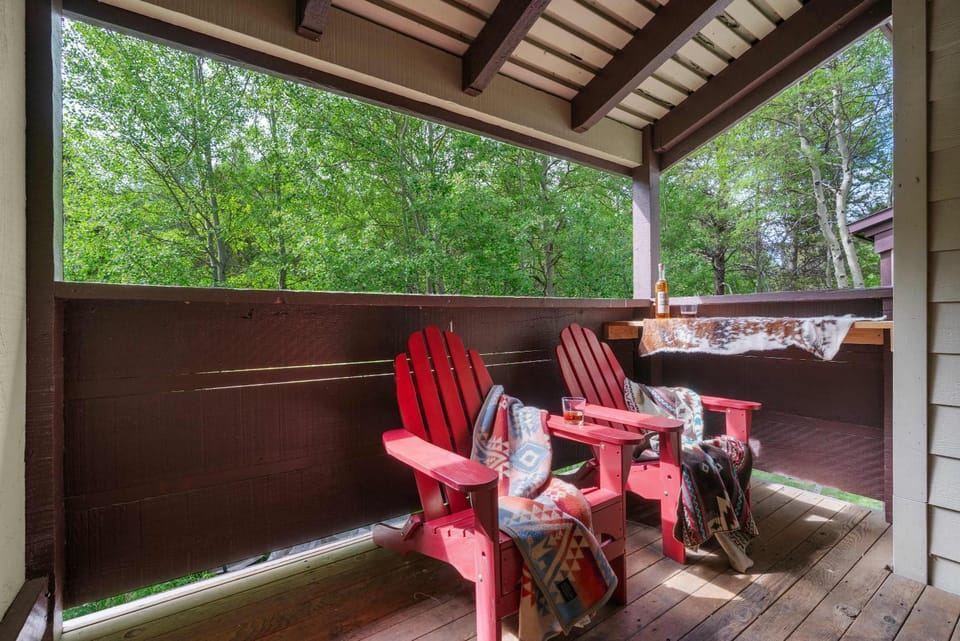 Abode at Cottonwood brand new remodel near JHMR House in Wilson
