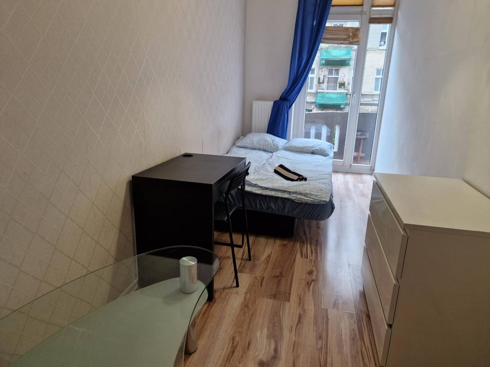 Balcony/Terrace, Photo of the whole room, heating, wardrobe