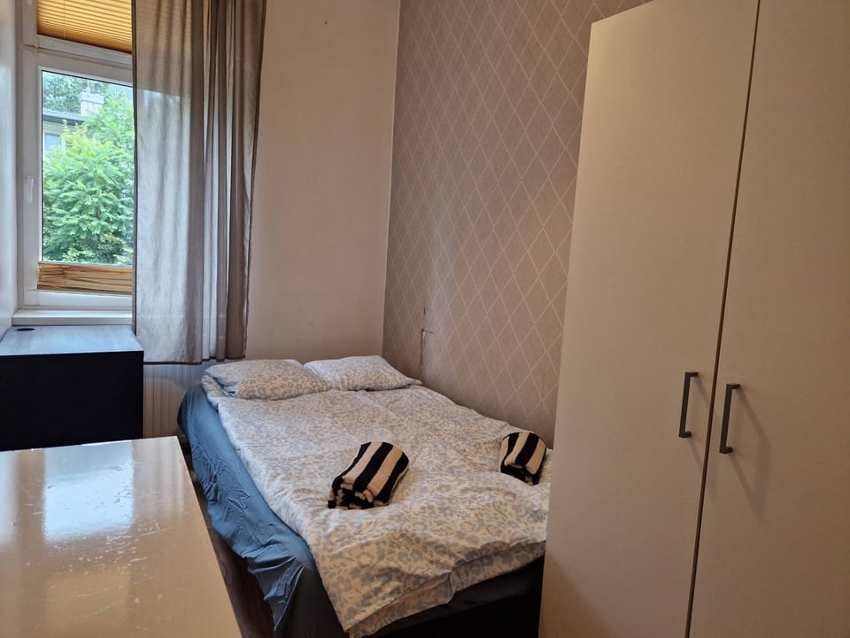Photo of the whole room, wardrobe