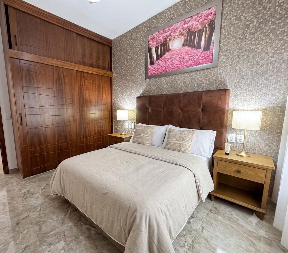 Bed, Photo of the whole room