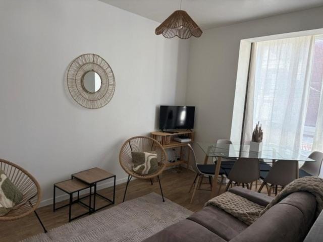 Communal lounge/ TV room