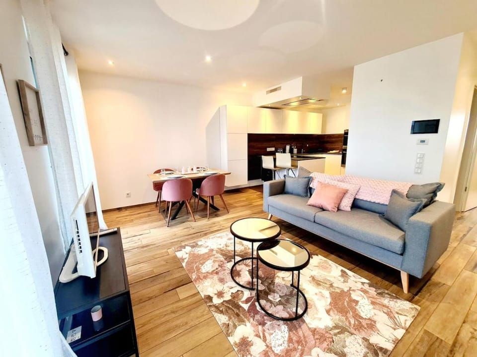 Sophisticated 2BR w terrace&parking spaces Apartment in Luxembourg