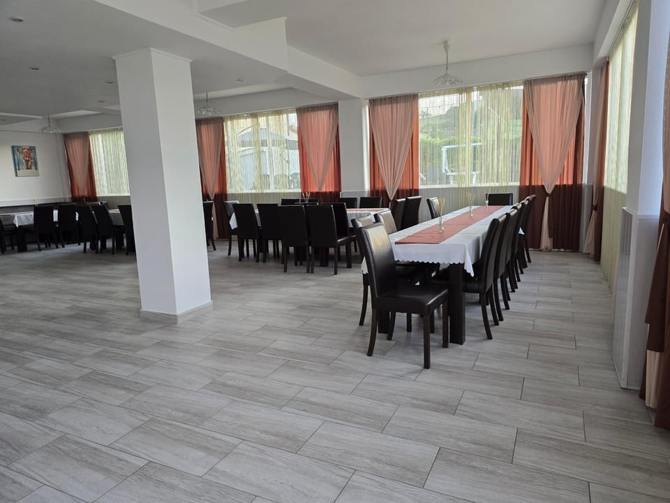 Casa Diadeea Motru Bed and Breakfast in Romania