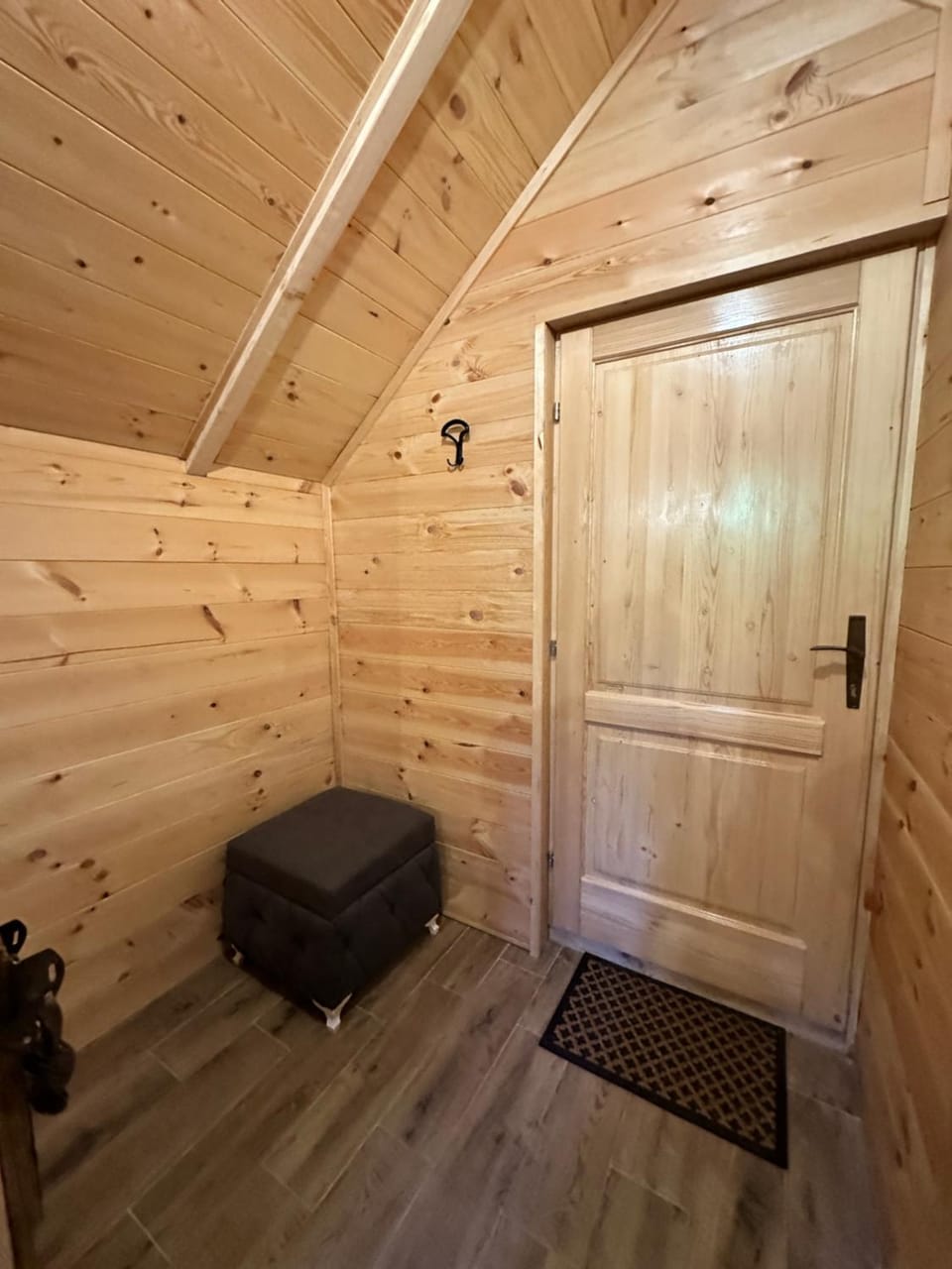 Log Cabin Cabin in Montenegro