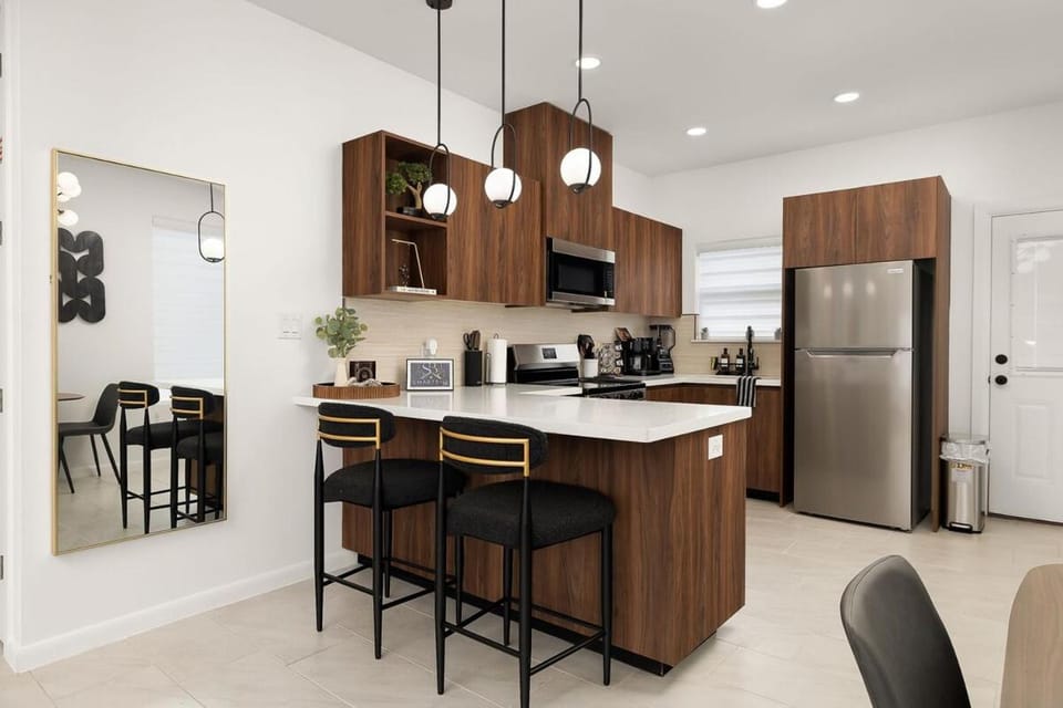 New Luxury 2BR Sharyland close to hospital Apartment in Mission