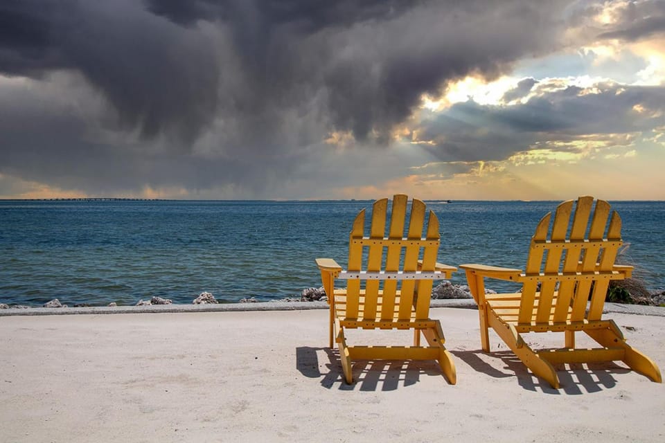 Waterfront, Sunset views from balcony, Heated pool Apartment hotel in Tampa