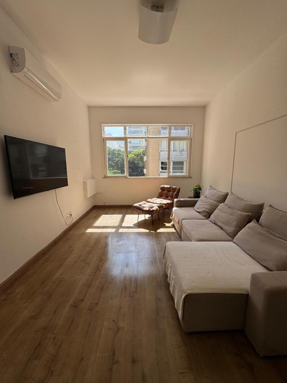 Communal lounge/ TV room, Living room, soundproof