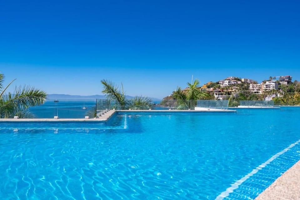 Zantamar 308B, right on the beach Apartment in La Cruz de Huanacaxtle