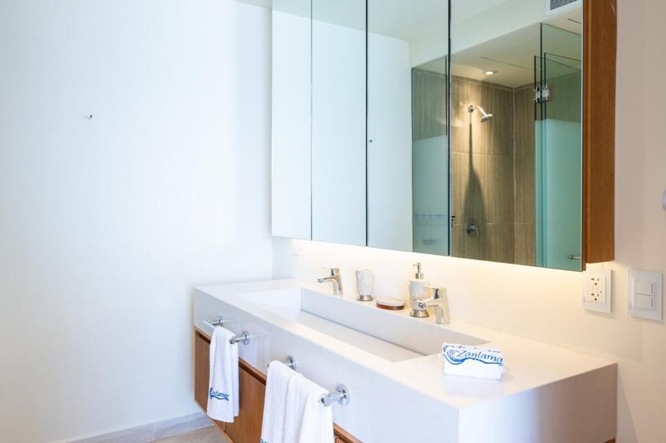Zantamar 308B, right on the beach Apartment in La Cruz de Huanacaxtle