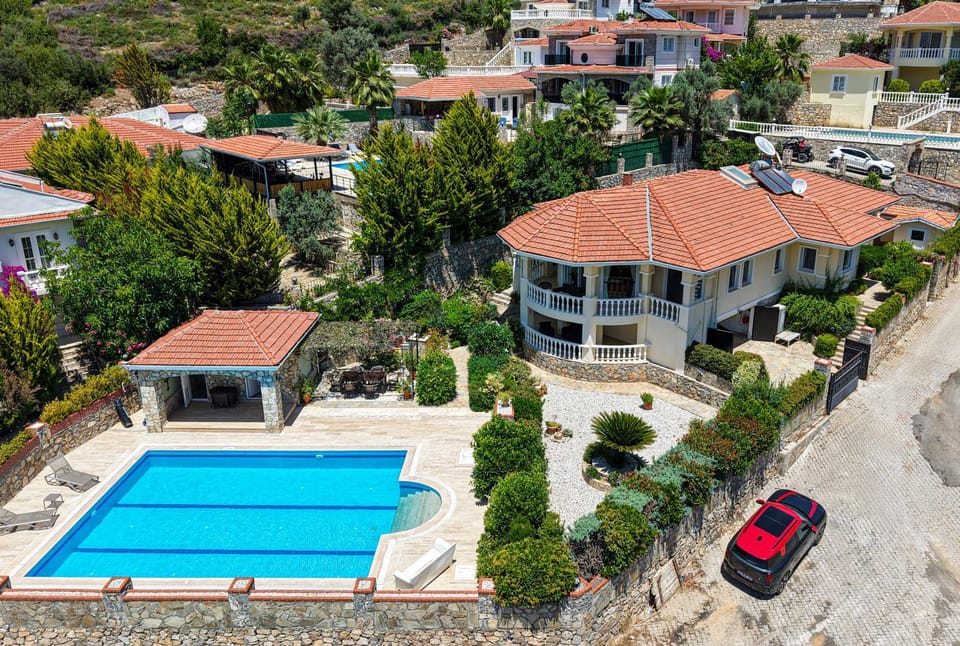 Bird's eye view, Pool view, Street view, Swimming pool