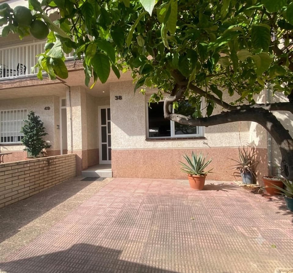 Duplex familiar con parking a 2 min de la playa House in Montsià
