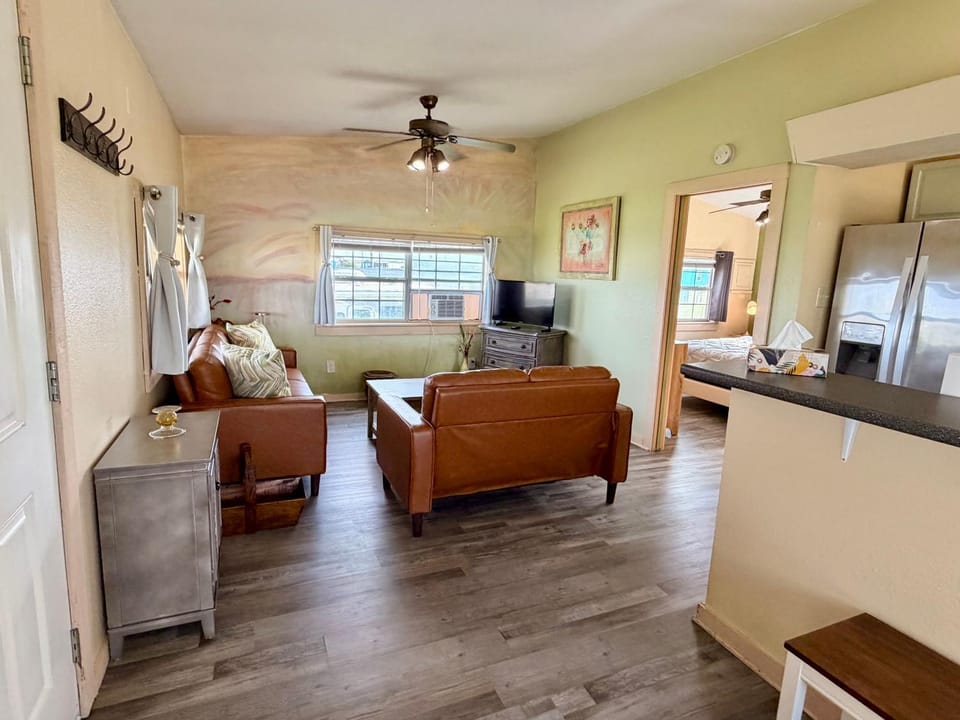 Sargent Sunset & Fishing Retreat Apartment in Texas