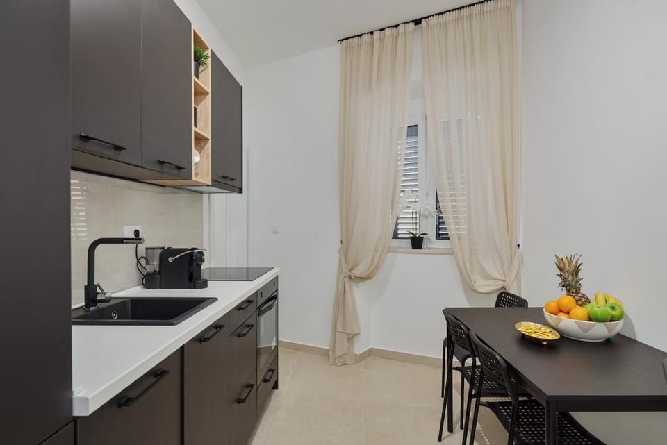 Coffee/tea facilities, Kitchen or kitchenette