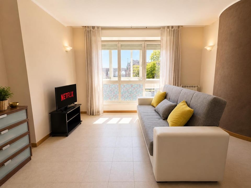 Loft luminoso con posto auto privato, 4 posti letto - Metro Lodi a 5 minuti Apartment in Rome