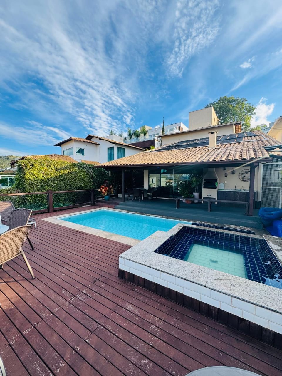 Property building, Hot Tub, Solarium, Swimming pool