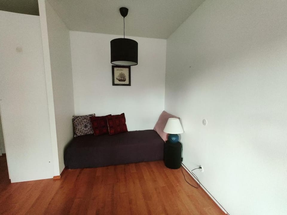 Cozy Espoo Getaway with Free Parking & Near Iso Omena Apartment in Uusimaa